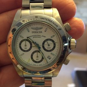 Invicta Men’s Analog Wristwatch in box